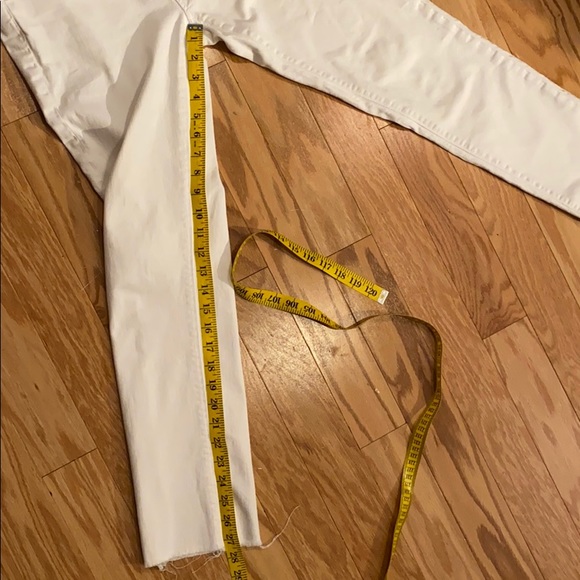Loft modern straight jeans in white size 4 / 27 - Picture 7 of 9